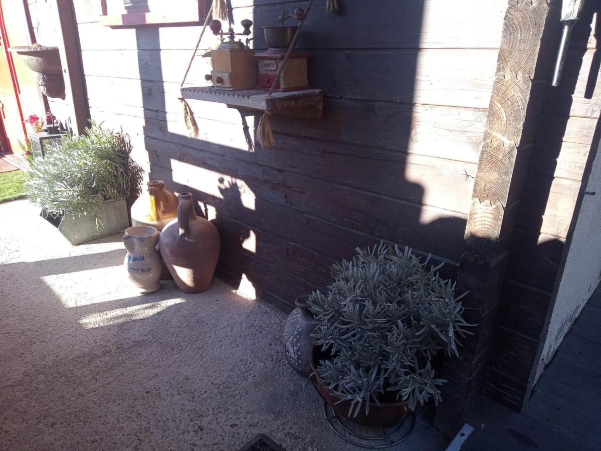 La Tana Dello Scoiattolo - Adults Only Bed & Breakfast Murazzano  Bagian luar foto