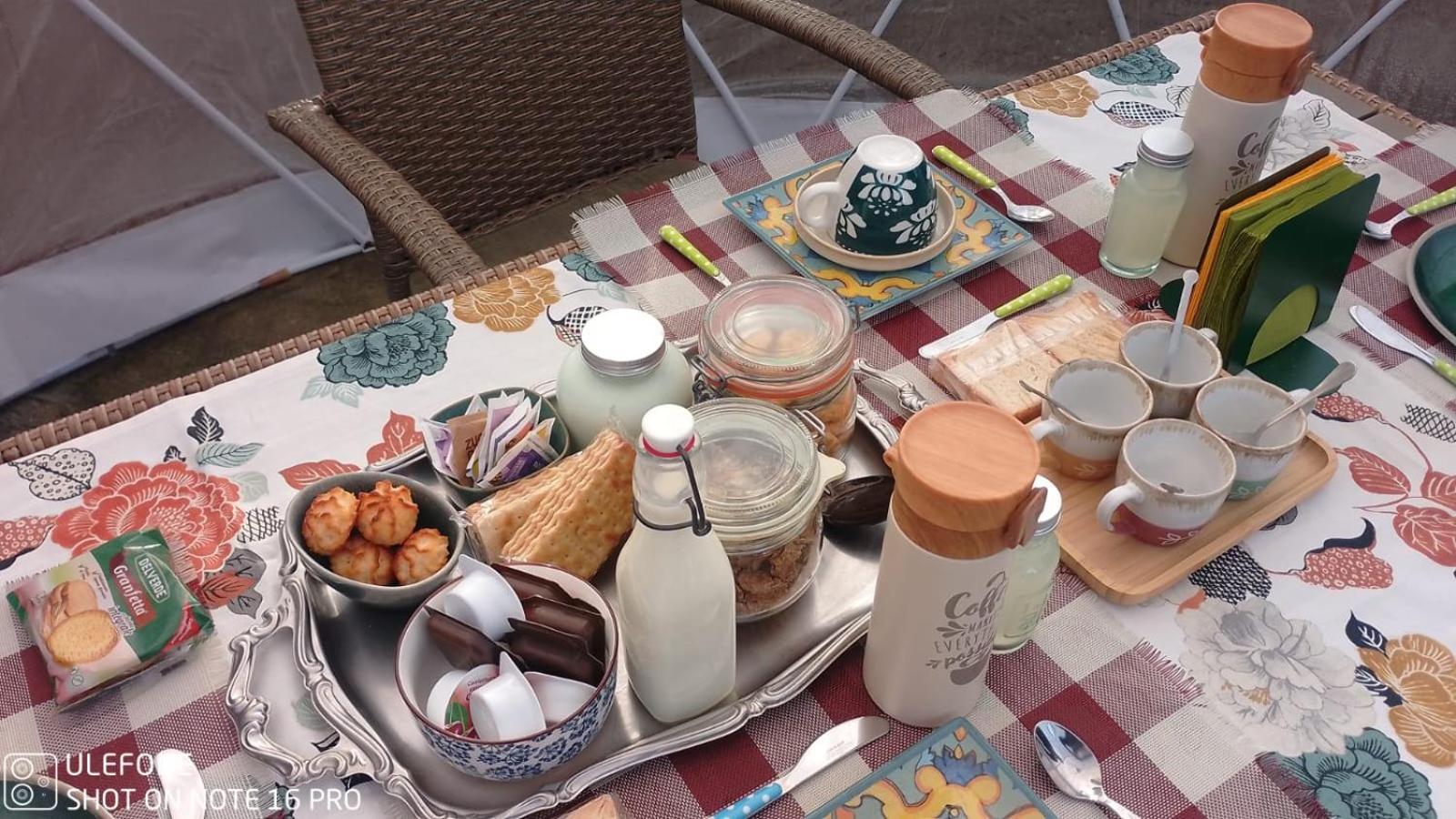 La Tana Dello Scoiattolo - Adults Only Bed & Breakfast Murazzano  Bagian luar foto