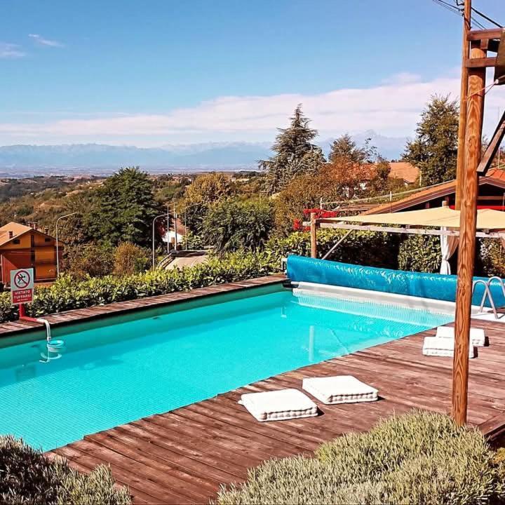 La Tana Dello Scoiattolo - Adults Only Bed & Breakfast Murazzano  Bagian luar foto