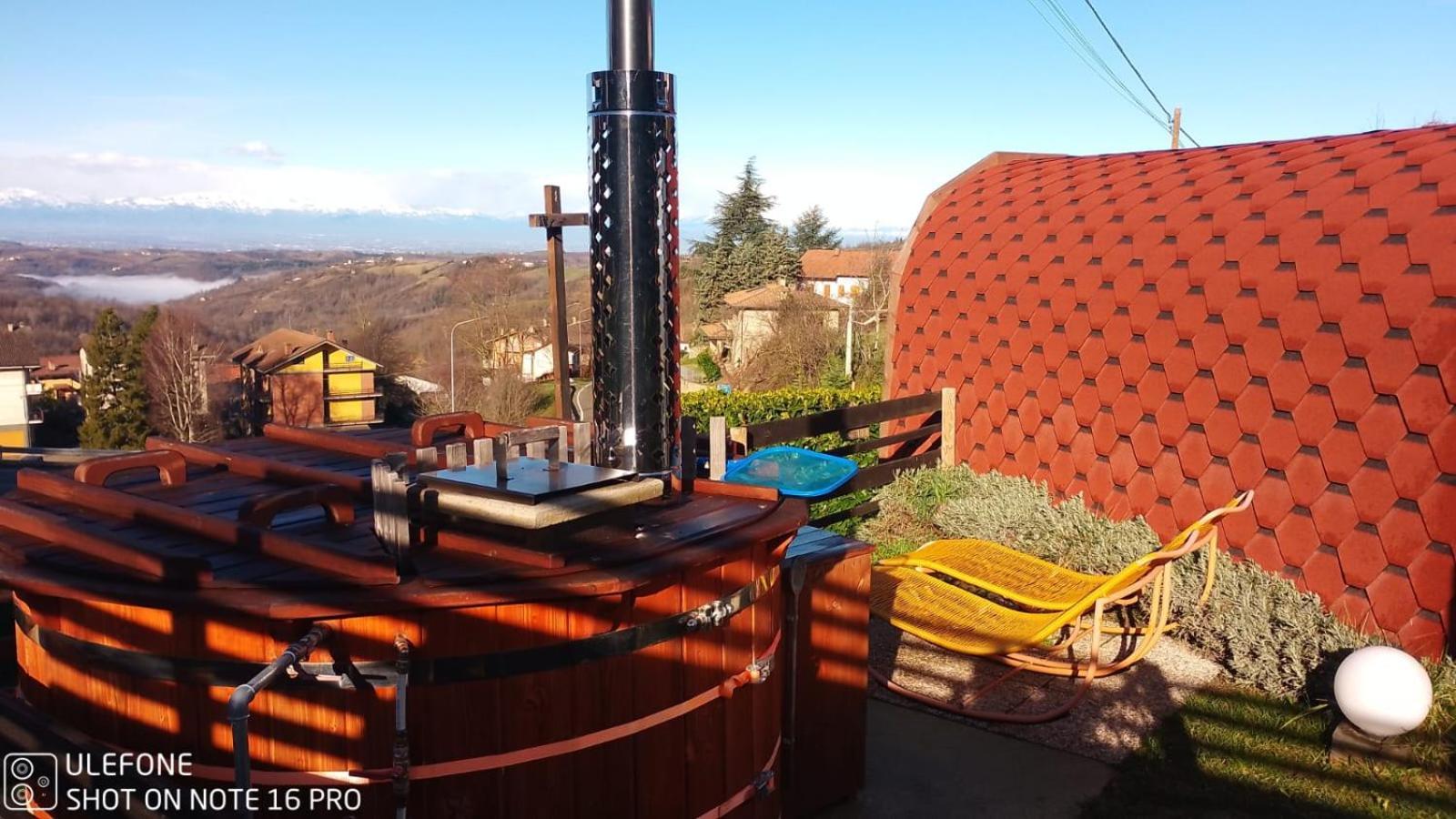 La Tana Dello Scoiattolo - Adults Only Bed & Breakfast Murazzano  Bagian luar foto